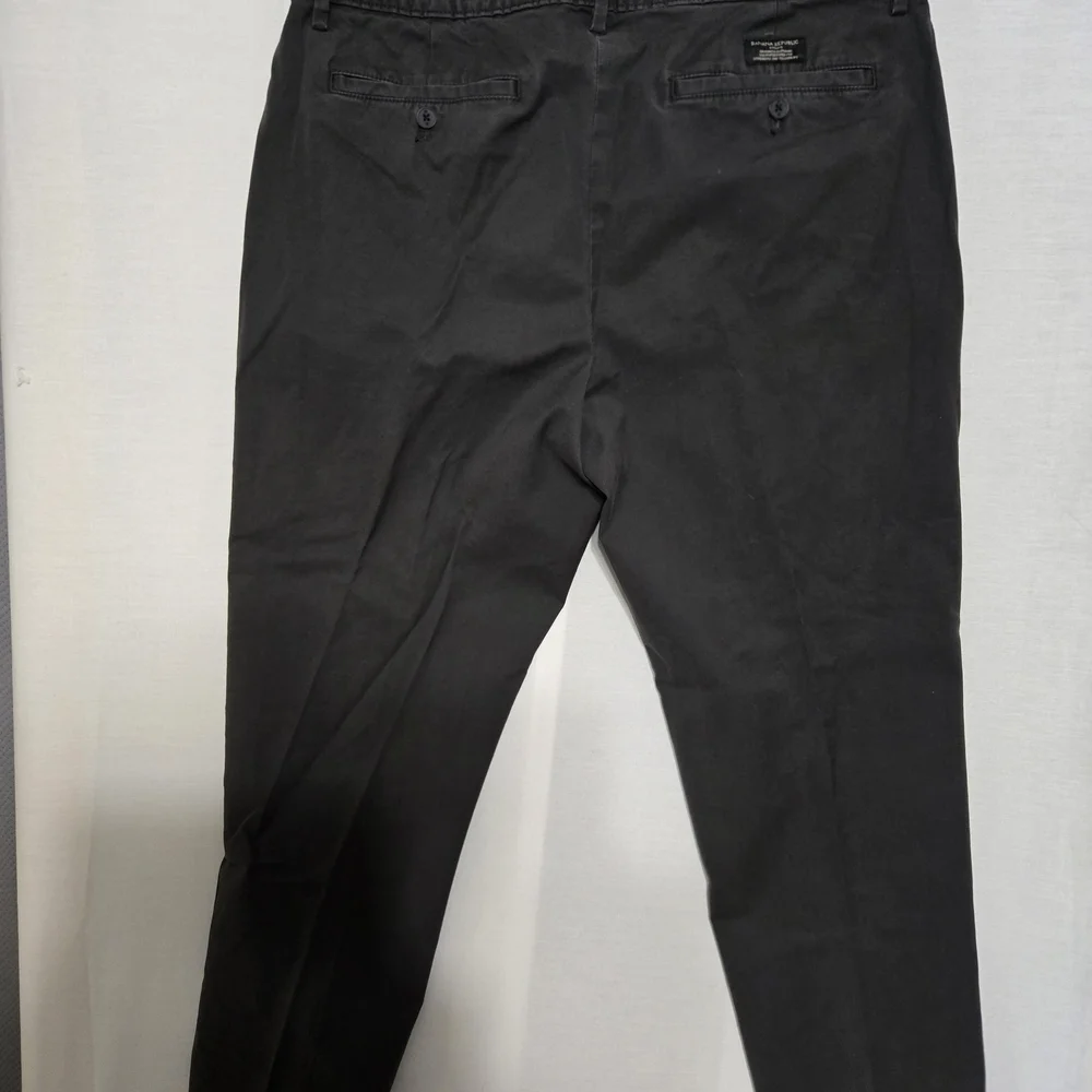 Banana Republic Black Chinos Classic Straight-Leg